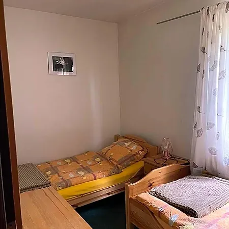 Zurawia Laka Hotel
